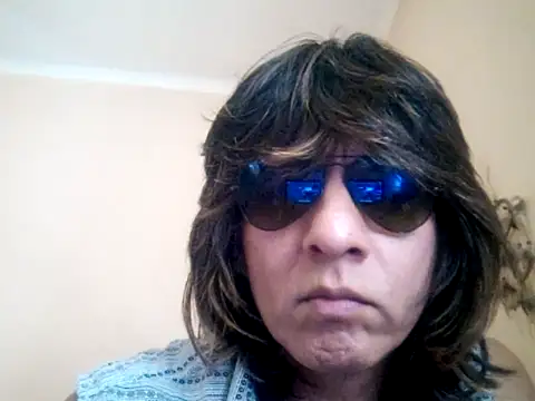Snapshot of Robbie_78 chatting on March 2026 05:38:02 PM Robbie 78 online show from March 2026 05:38:02 PM