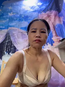 Zuzu-6 online show from May 2026 12:31:01 AM
