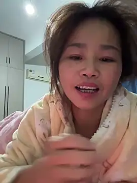 Snapshot of Zuzu-6 chatting on January 2026 09:08:01 PM Zuzu-6 online show from January 2026 09:08:01 PM