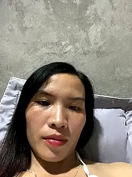 Snapshot of Yunzang chatting on October 2025 12:58:02 PM Yunzang online show from October 2025 12:58:02 PM