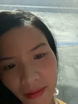 Snapshot of Yunzang chatting on October 2025 01:02:02 AM Yunzang online show from October 2025 01:02:02 AM