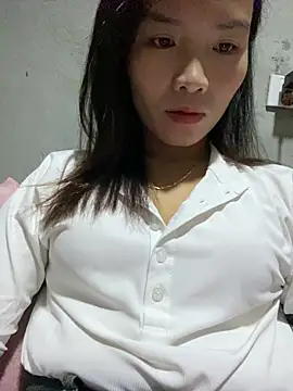 Snapshot of Yunzang chatting on November 2025 02:23:02 AM Yunzang online show from November 2025 02:23:02 AM