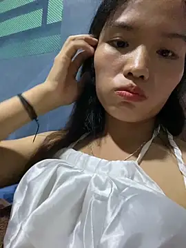 Snapshot of Yunzang chatting on November 2025 11:47:01 AM Yunzang online show from November 2025 11:47:01 AM