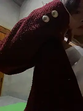 Snapshot of Yunzang chatting on November 2025 12:32:02 AM Yunzang online show from November 2025 12:32:02 AM