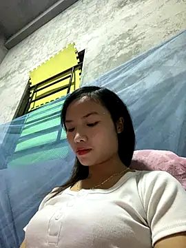 Snapshot of Yunzang chatting on November 2025 12:14:02 AM Yunzang online show from November 2025 12:14:02 AM