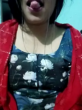 Snapshot of Chadni19 chatting on December 2025 09:21:02 PM Chadni19 online show from December 2025 09:21:02 PM