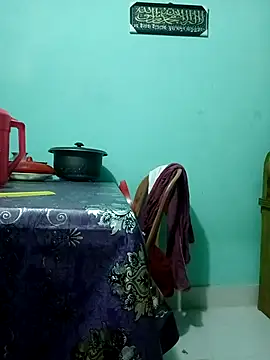 Snapshot of Chadni19 chatting on November 2025 03:56:01 PM Chadni19 online show from November 2025 03:56:01 PM