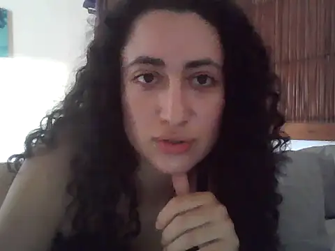 Snapshot of eleganceafterdark chatting on October 2025 05:46:01 PM eleganceafterdark online show from October 2025 05:46:01 PM