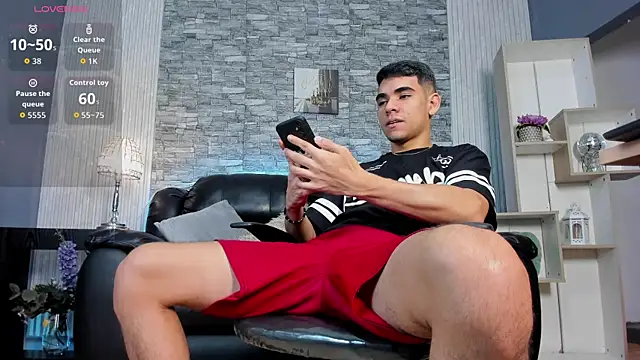 zack joness18 online show from July 2026 05:31:01 AM