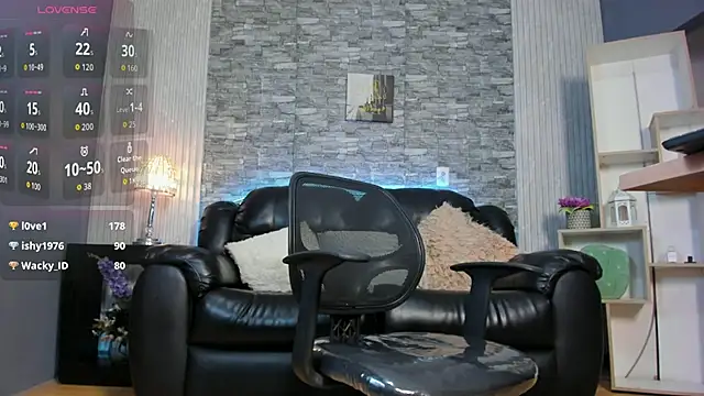 zack joness18 online show from March 2026 04:43:01 AM