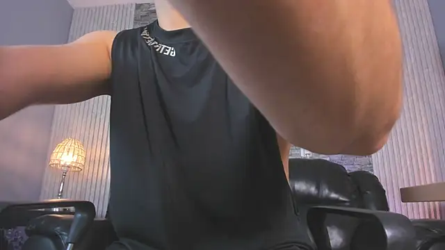 Snapshot of zack_joness18 chatting on November 2025 03:43:01 AM zack joness18 online show from November 2025 03:43:01 AM