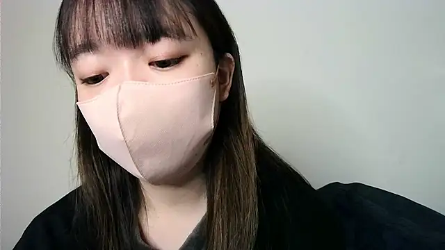 yua chan00 online show from November 2025 01:12:01 PM