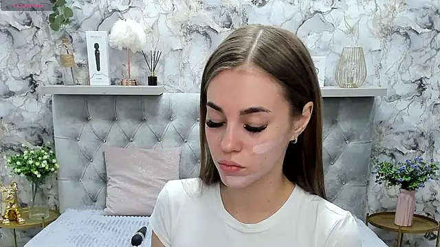 Snapshot of CandysSweet chatting on March 2026 01:12:02 AM CandysSweet online show from March 2026 01:12:02 AM