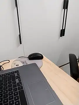 Tammy meri online show from December 2025 04:00:01 AM