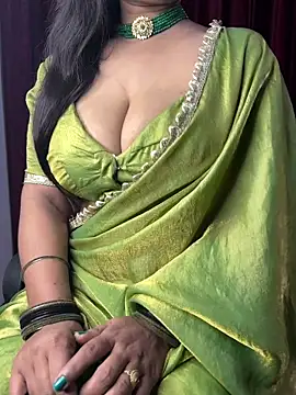 Ritika janu online show from December 2025 05:52:02 PM