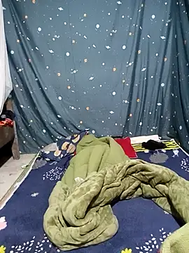 Phoena-a online show from February 2026 11:04:01 PM