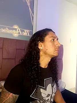 ErosyVenus69 online show from November 2025 05:28:01 PM