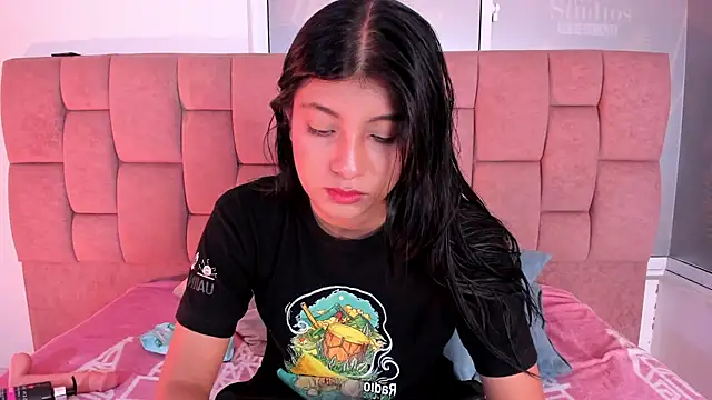Snapshot of YeseniaRodriguez3 chatting on July 2026 12:50:02 PM YeseniaRodriguez3 online show from July 2026 12:50:02 PM