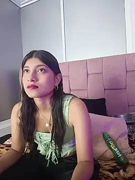 Snapshot of YeseniaRodriguez3 chatting on June 2026 12:43:01 PM YeseniaRodriguez3 online show from June 2026 12:43:01 PM