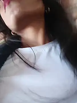 YeseniaRodriguez3 online show from March 2026 01:01:02 PM