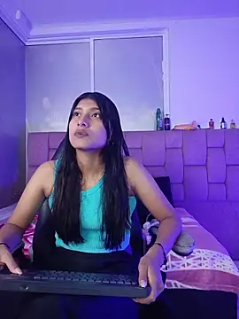 YeseniaRodriguez3 online show from May 2026 12:44:01 PM