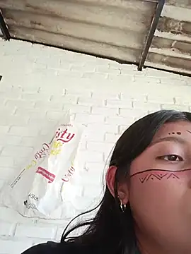 Snapshot of YeseniaRodriguez3 chatting on October 2025 05:42:02 PM YeseniaRodriguez3 online show from October 2025 05:42:02 PM