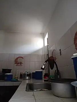 Snapshot of YeseniaRodriguez3 chatting on October 2025 12:04:01 PM YeseniaRodriguez3 online show from October 2025 12:04:01 PM