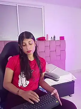 YeseniaRodriguez3 online show from May 2026 12:42:02 PM