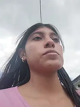 Snapshot of YeseniaRodriguez3 chatting on November 2025 05:35:02 PM YeseniaRodriguez3 online show from November 2025 05:35:02 PM