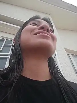 YeseniaRodriguez3 online show from April 2026 12:22:01 PM