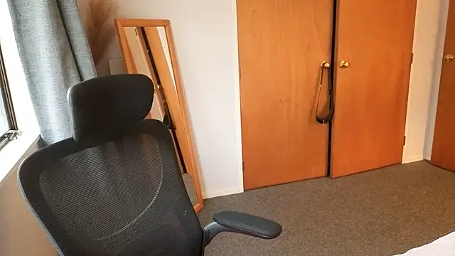 john clarisa online show from April 2026 05:30:01 AM