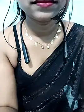 Snapshot of cute_mahi07 chatting on November 2025 05:06:01 PM cute mahi07 online show from November 2025 05:06:01 PM