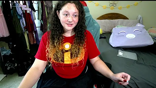 sugasunny04 online show from May 2026 06:15:02 PM