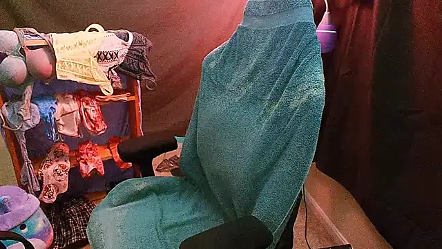 sugasunny04 online show from January 2026 06:57:01 PM