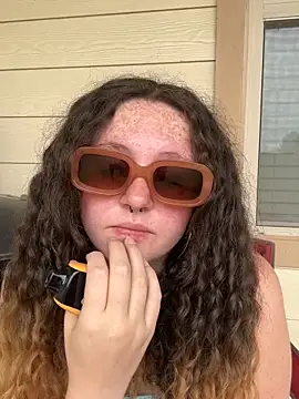 sugasunny04 online show from February 2026 07:54:01 PM