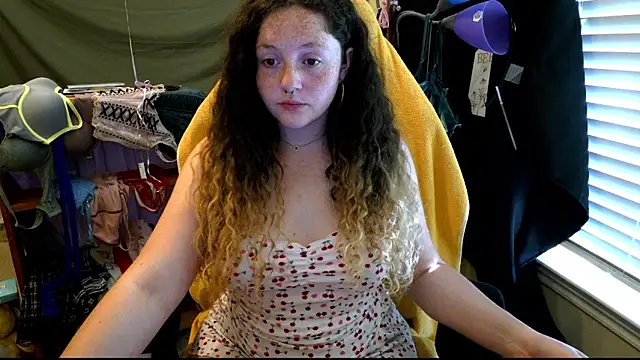 sugasunny04 online show from February 2026 07:58:01 PM