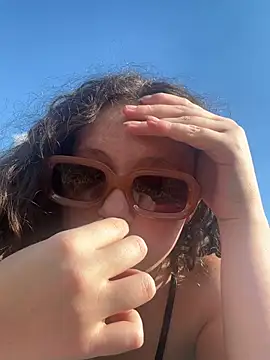 sugasunny04 online show from February 2026 08:52:02 PM