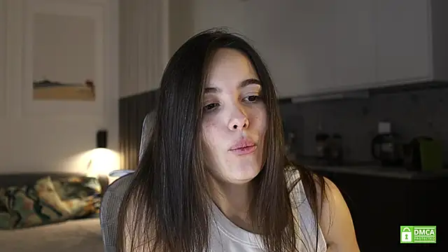 amelie shine online show from November 2025 11:31:01 AM