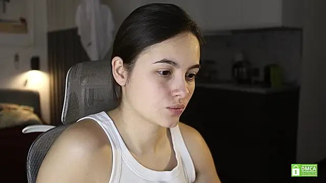 amelie shine online show from November 2025 11:37:02 AM