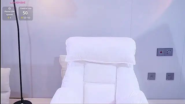 Snapshot of xiaoxi---n chatting on May 2026 07:29:02 AM xiaoxi---n online show from May 2026 07:29:02 AM
