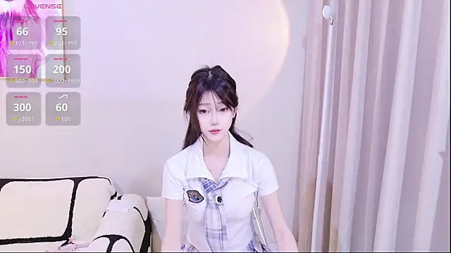 xiaoxi---n online show from December 2025 10:03:02 AM