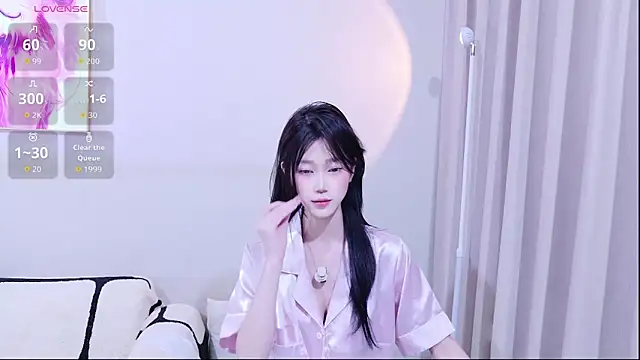 xiaoxi---n online show from November 2025 10:18:01 AM