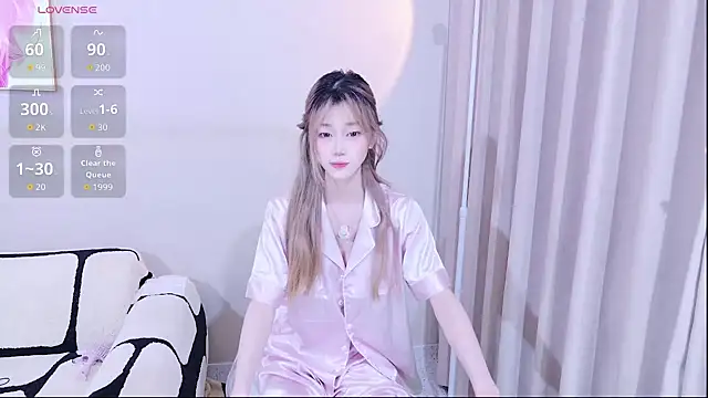 xiaoxi---n online show from November 2025 09:46:02 AM