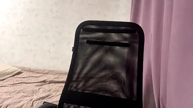 AliceStacy online show from November 2025 08:26:01 AM