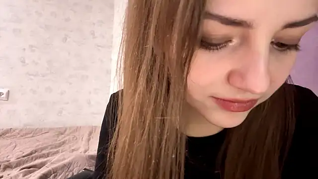 AliceStacy online show from November 2025 08:28:02 AM