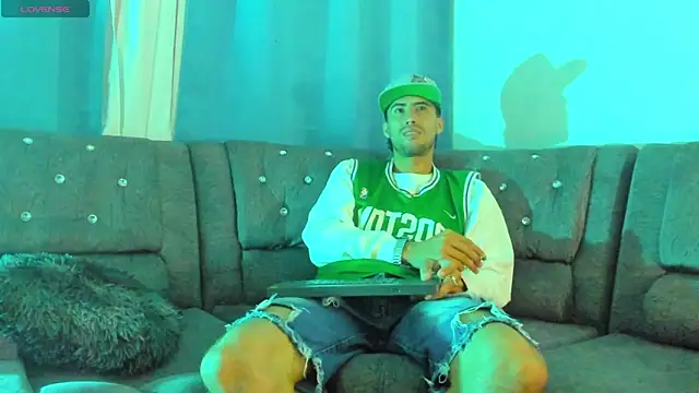 Snapshot of harold_777 chatting on November 2025 03:43:01 AM harold 777 online show from November 2025 03:43:01 AM