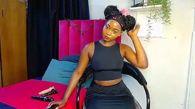 Lisa-001 online show from December 2025 01:59:02 PM