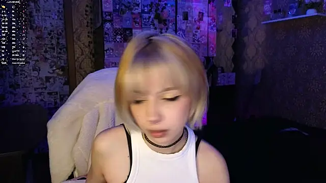 MissMorganMoon online show from February 2026 10:18:01 PM