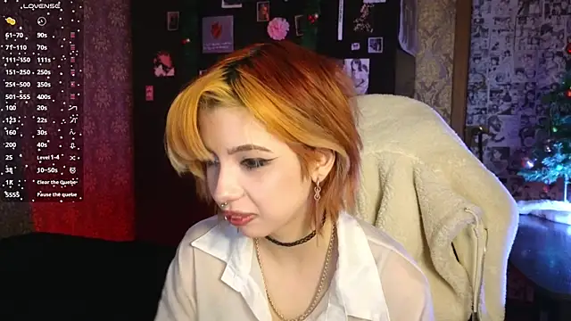 MissMorganMoon online show from December 2025 11:10:01 PM