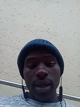 younggblackkCOCK19 online show from November 2025 04:00:01 PM